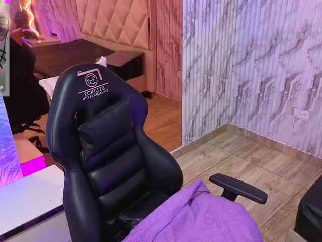 Mellani-tay Mellani-tay