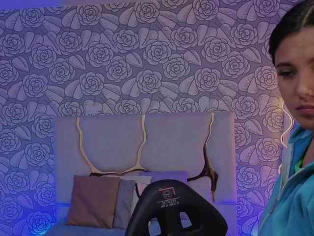 Mellani-tay Mellani-tay