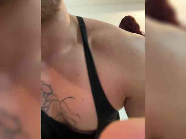 SukubOverlord webcam