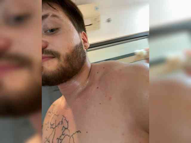 SukubOverlord webcam