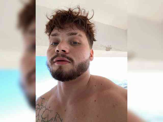 SukubOverlord webcam