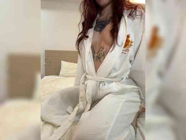 SukubOverlord webcam