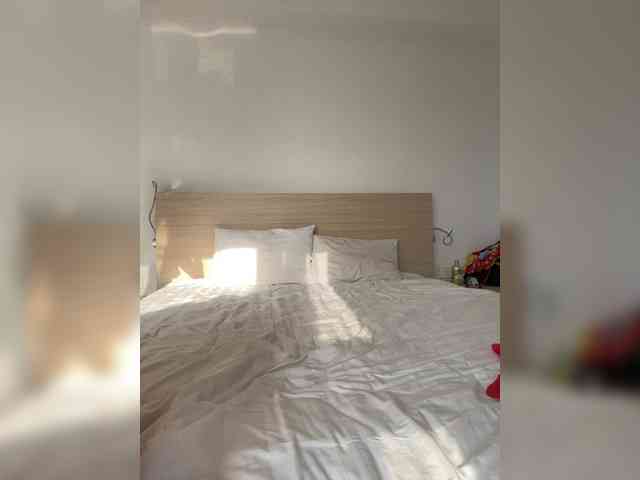 nude striptease Sukubb-overlord