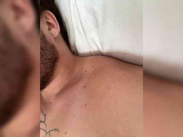 SukubOverlord webcam