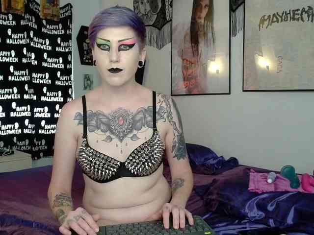 AndiChryst webcam