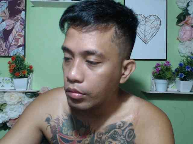 tyler-pinoyhott tyler-pinoyhott