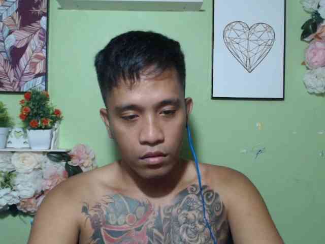 tyler-pinoyhott tyler-pinoyhott