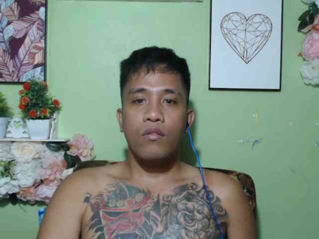 tyler-pinoyhott tyler-pinoyhott