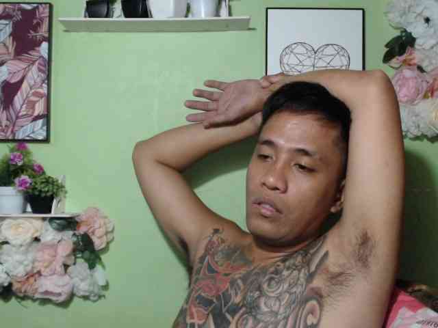 tyler-pinoyhott tyler-pinoyhott