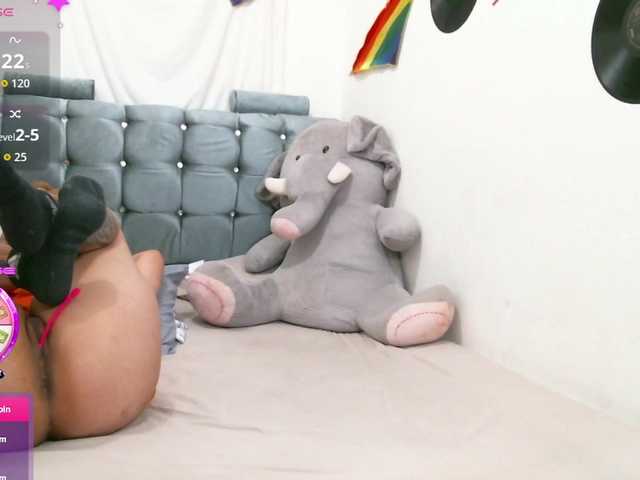twofunnybitches from BongaCams is Freechat