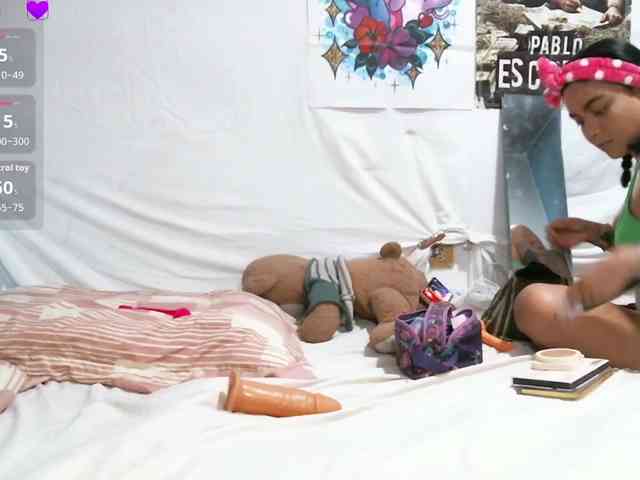 pamelaykamila webcam