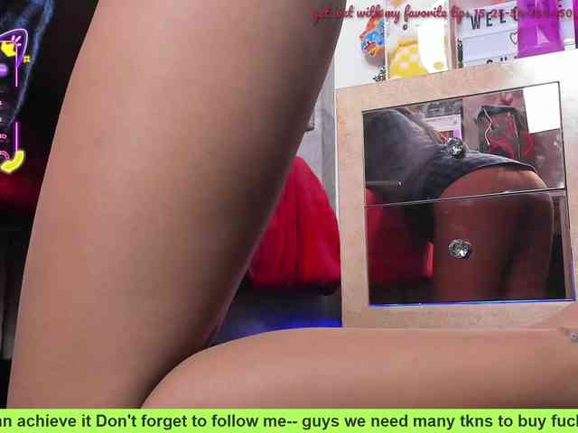nahomiblakee webcam
