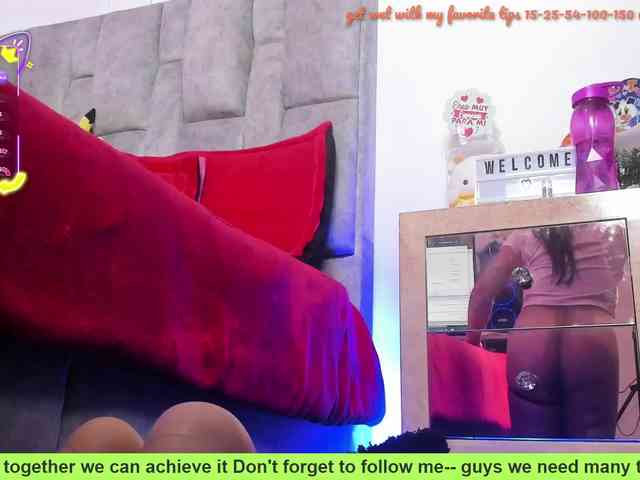 nahomiblakee webcam