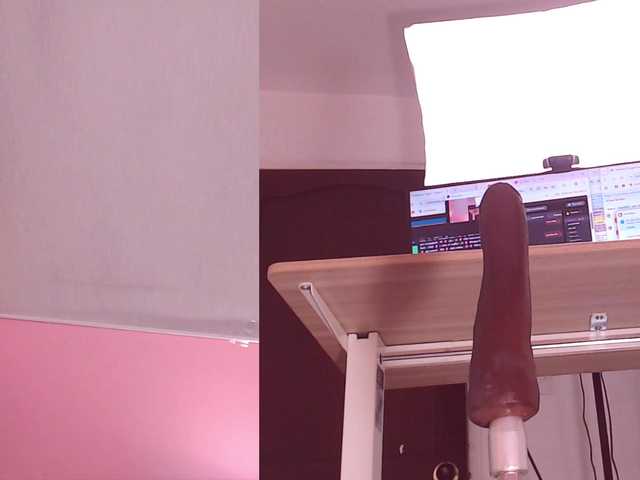 Classy-Carrie's BongaCams show and profile