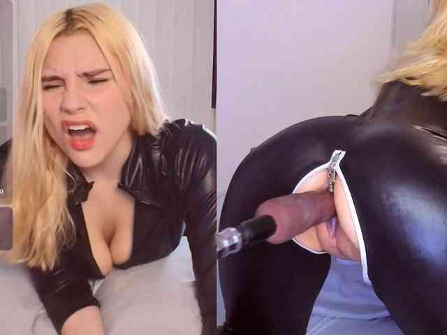 Classy-Carrie webcam