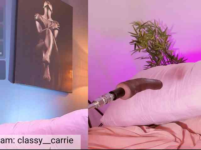 Classy-Carrie webcam