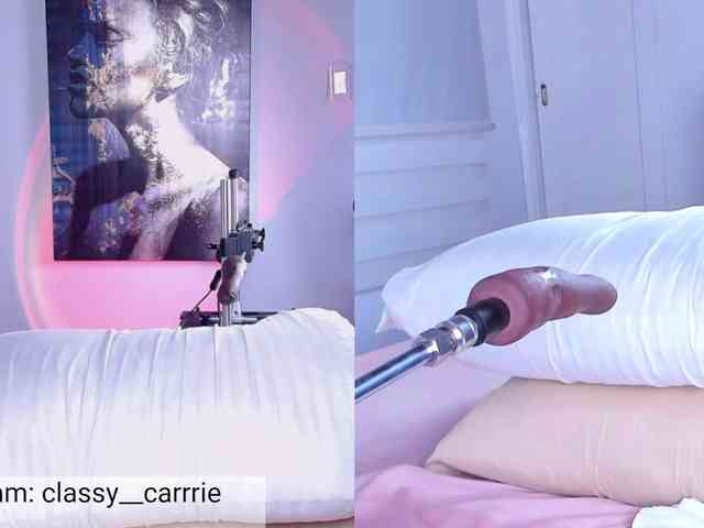 Classy-Carrie webcam