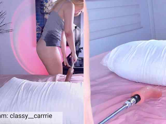 Classy-Carrie webcam