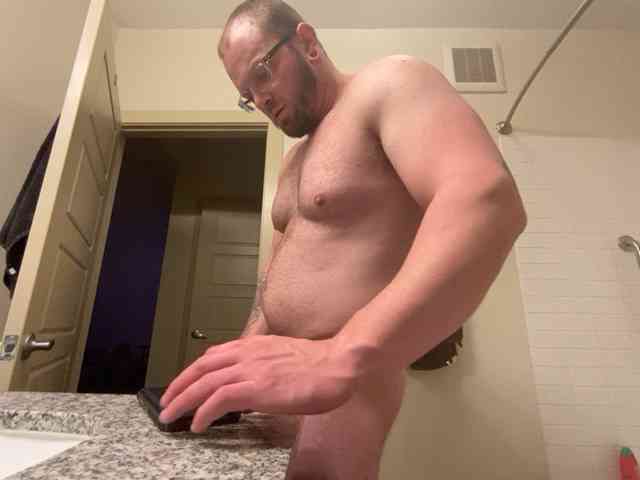 IrishGuy93 Live Webcam on BongaCams