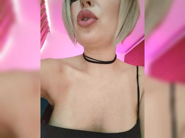 MinniMia from BongaCams is Freechat