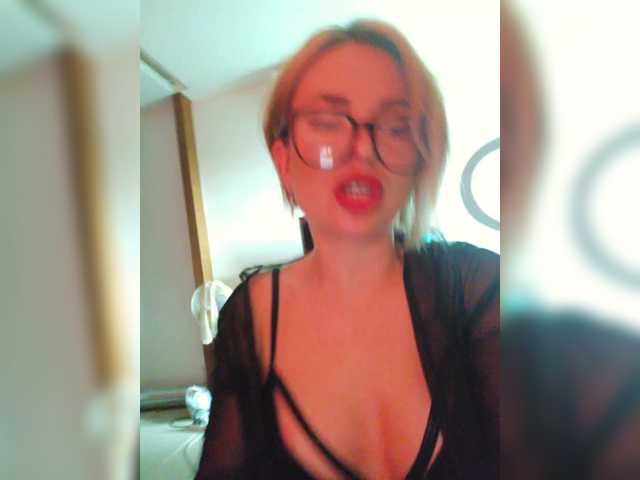 go to chat with Minni_Mia