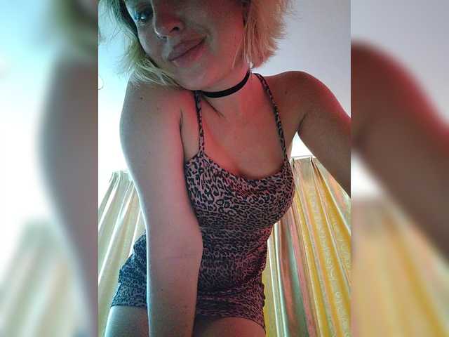 Sex chat gratuit in direct cu MinniMia pe BongaCams