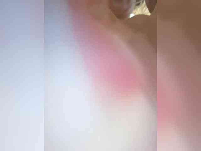 striptease chat room MinniMia