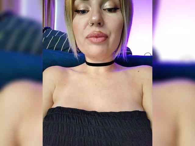 Minni_Mia webcam