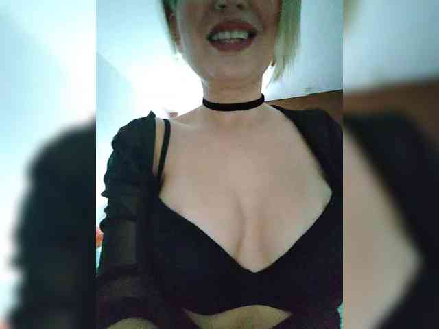 Minni_Mia webcam