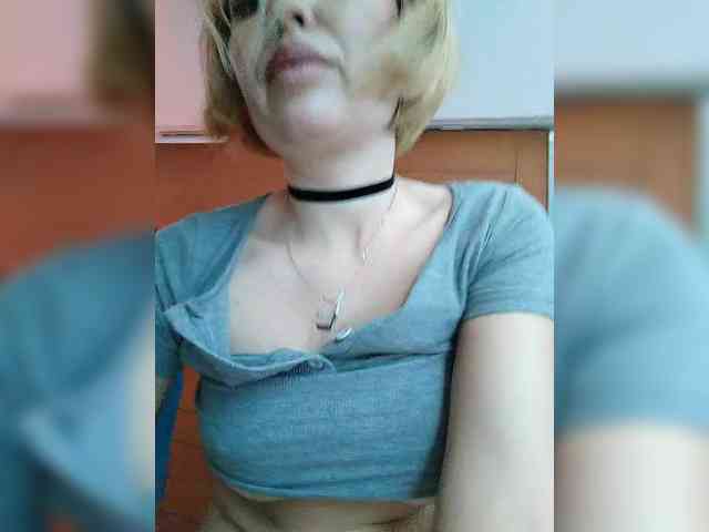 Minni_Mia webcam