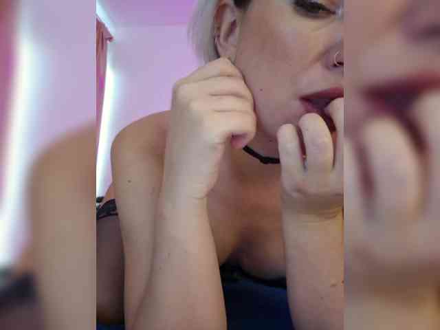 livesex chat MinniMia
