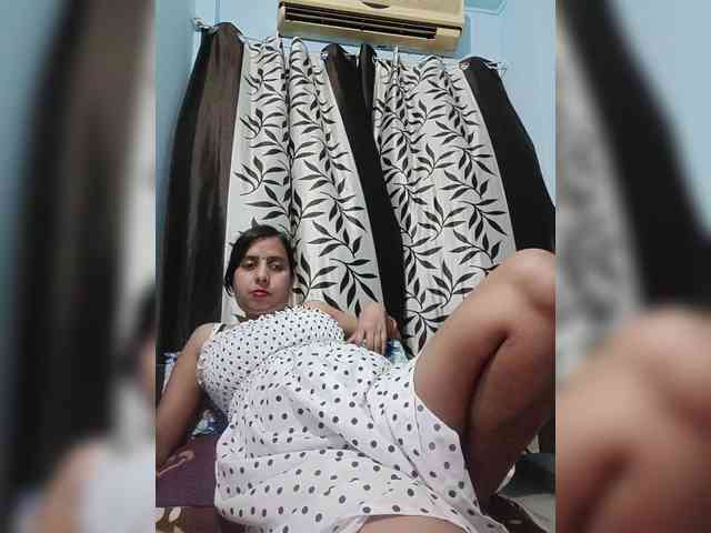 Priyaverma111 webcam
