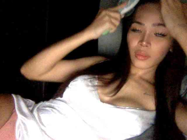 Wendyxoxo Live Webcam on BongaCams