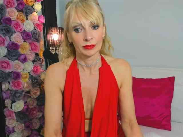 CrystalPretty CrystalPretty