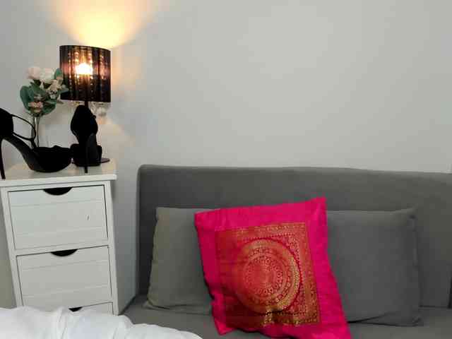 free live webcam CrystalPretty