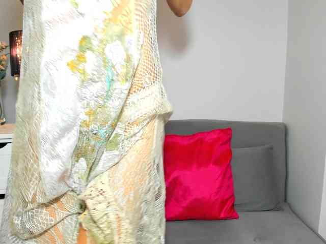 CrystalPretty webcam