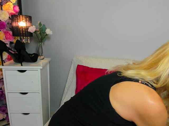 CrystalPretty CrystalPretty