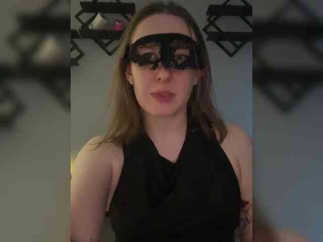 Cherry-lips webcam