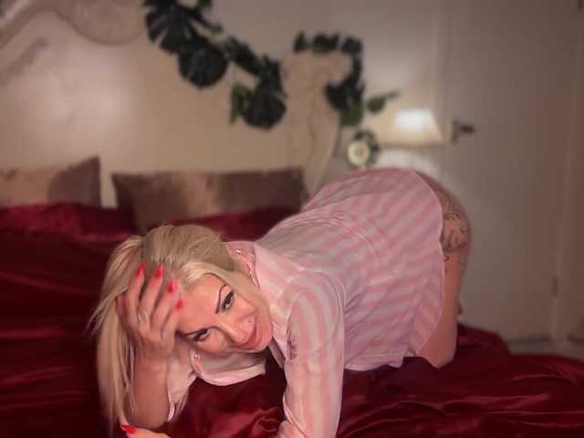 GoddessAnnaxxx's BongaCams show and profile