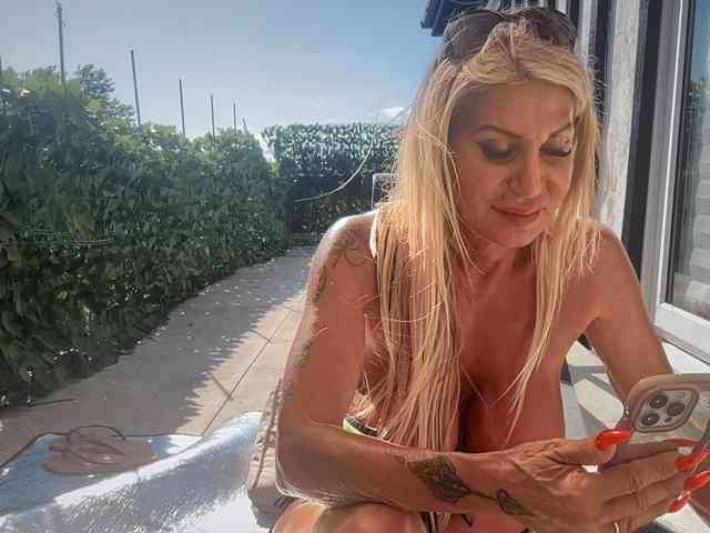 GoddessAnnaxxx webcam