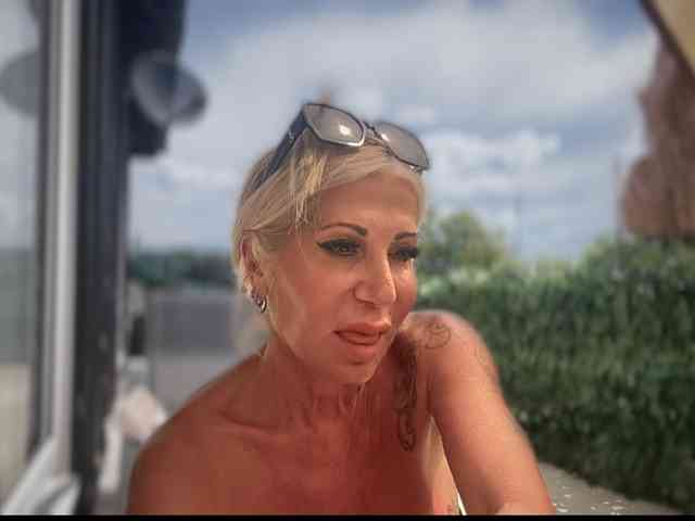 GoddessAnnaxxx webcam