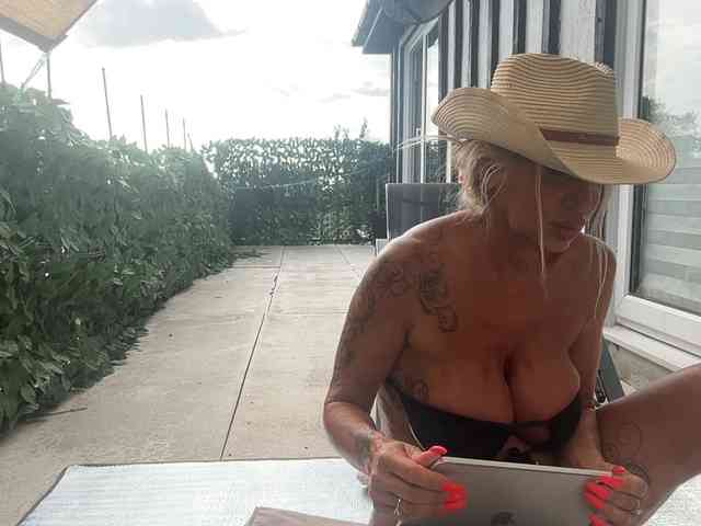 GoddessAnnaxxx webcam