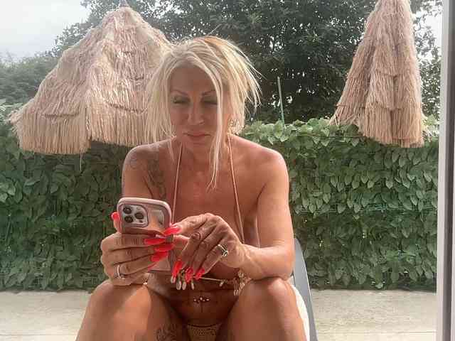 GoddessAnnaxxx webcam