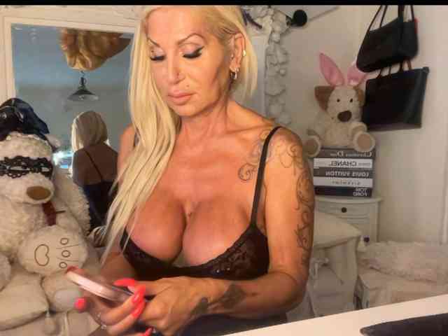 GoddessAnnaxxx webcam