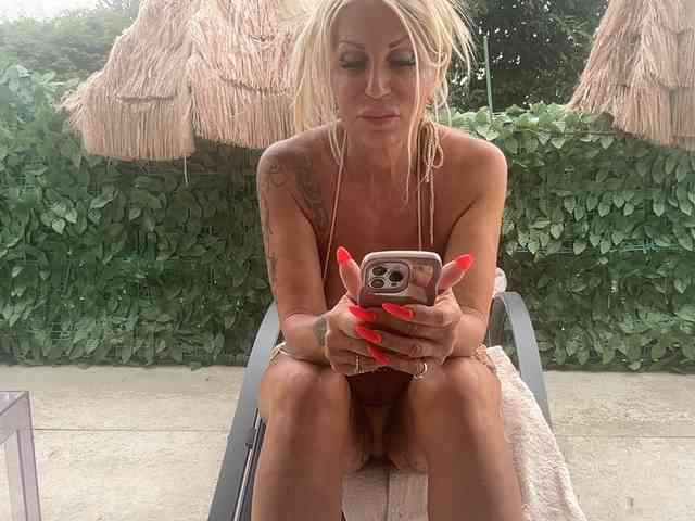 GoddessAnnaxxx webcam