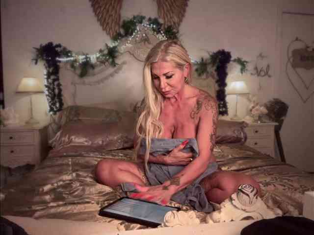 GoddessAnnaxxx webcam