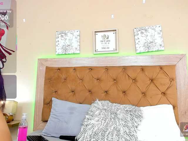 CristalLorents from BongaCams