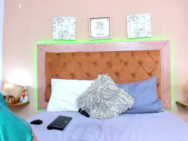 CristalLorents's BongaCams profile