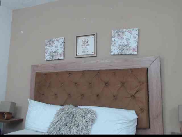 CristalLorents Live Webcam on BongaCams