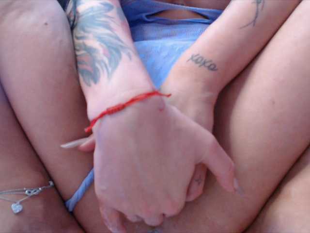 LaylaCruz's BongaCams show and profile